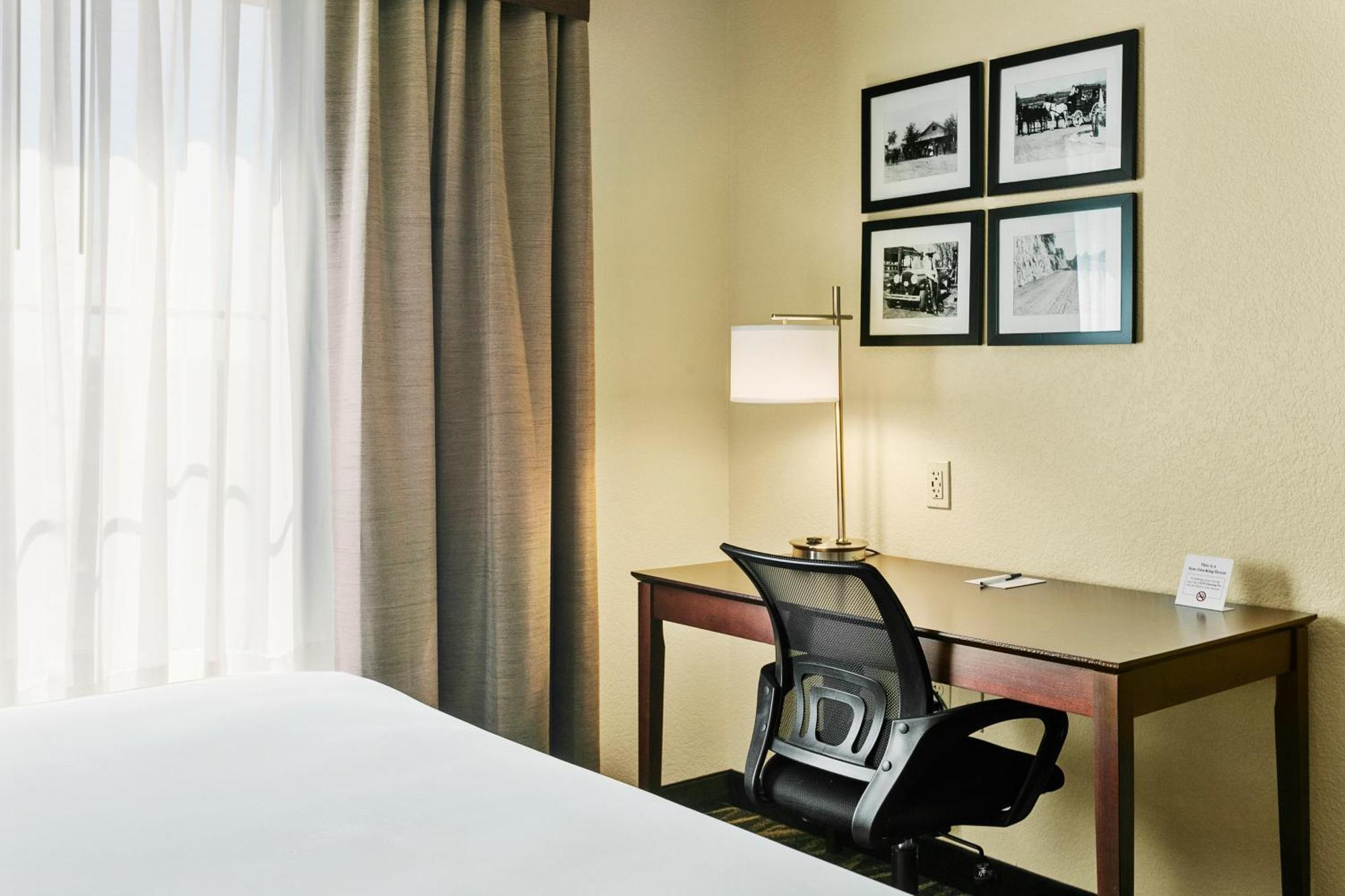 Cobblestone Hotel & Suites - Wickenburg Exterior foto